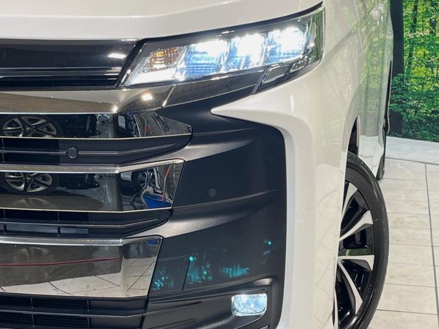 TOYOTA NOAH HYBRID 2023 Image 31