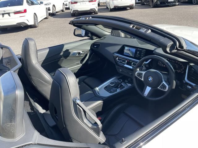 BMW Z4 2019 Image 31