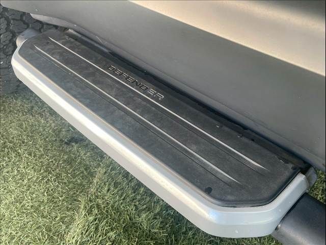 ROVER DEFENDER 2022 Image 31