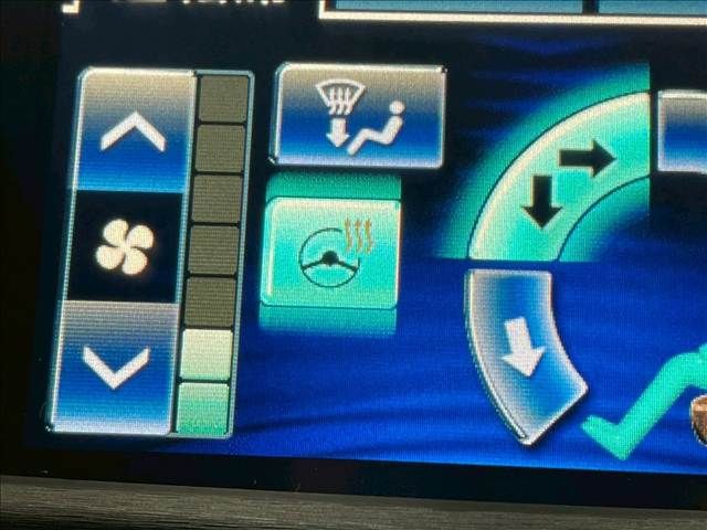 TOYOTA CROWN SEDAN HYBRID 2013 Image 31