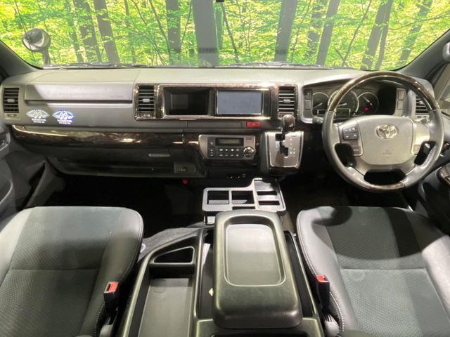 TOYOTA HIACE VAN 4WD 2019 Image 31