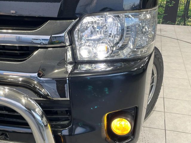 TOYOTA HIACE VAN 4WD 2019 Image 31