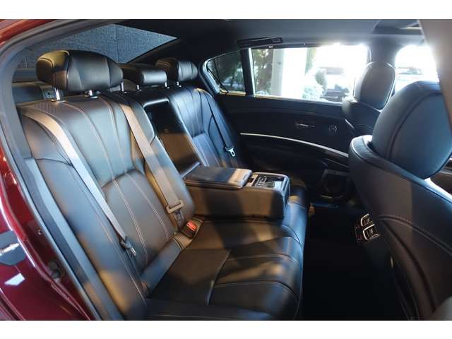 HONDA LEGEND HYBRID 2018 Image 31