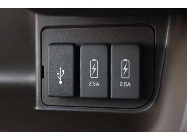 HONDA N BOX 2023 Image 31