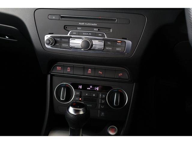 AUDI Q3 2015 Image 31