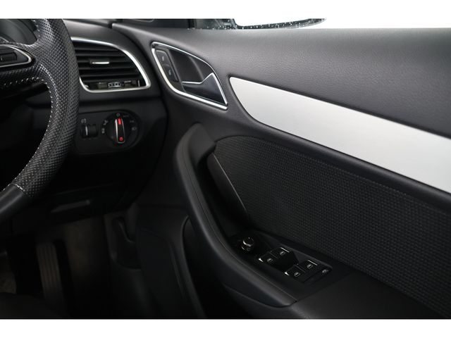 AUDI Q3 2015 Image 31