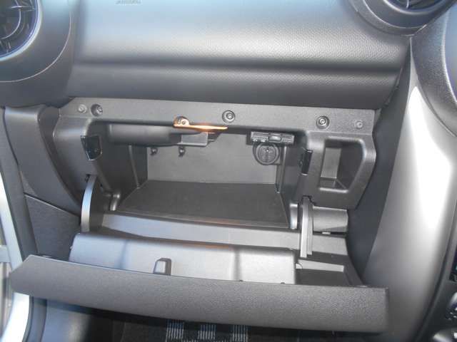 BMW MINI COOPER CROS 2014 Image 31