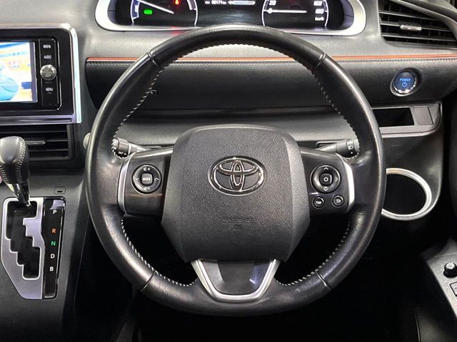 TOYOTA SIENTA HYBRID 2016 Image 31