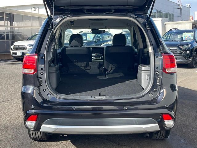 MITSUBISHI OUTLANDER PHEV 2016 Image 31