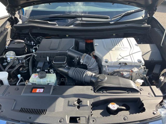 MITSUBISHI OUTLANDER PHEV 2016 Image 31