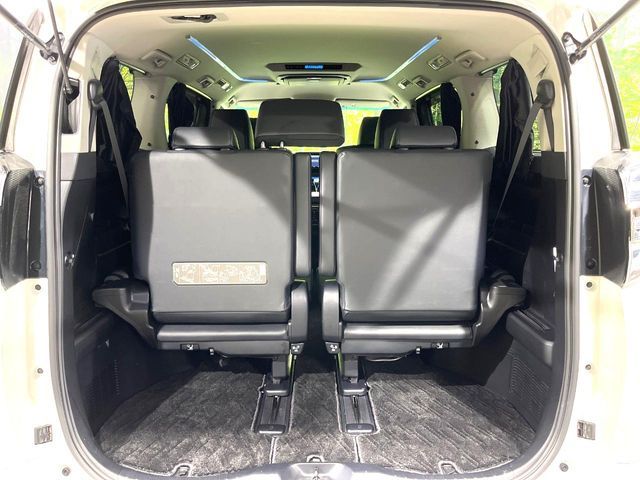 TOYOTA VELLFIRE  HYBRID 4WD 2018 Image 31