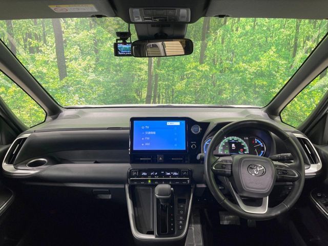 TOYOTA NOAH HYBRID 2023 Image 31