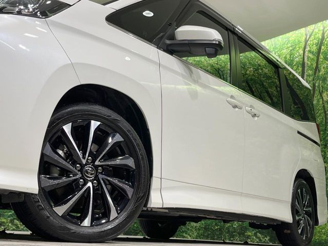 TOYOTA NOAH HYBRID 2023 Image 31