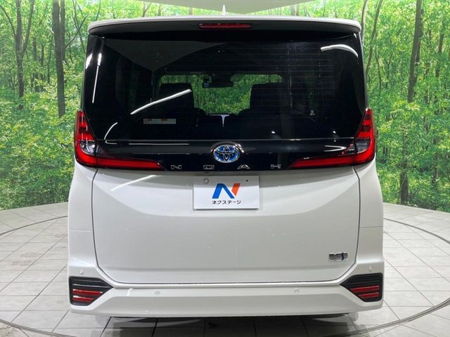 TOYOTA NOAH HYBRID 2023 Image 31