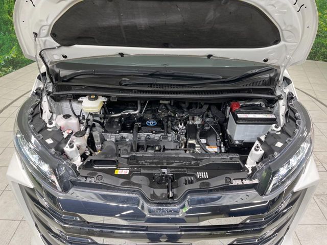 TOYOTA NOAH HYBRID 2023 Image 31