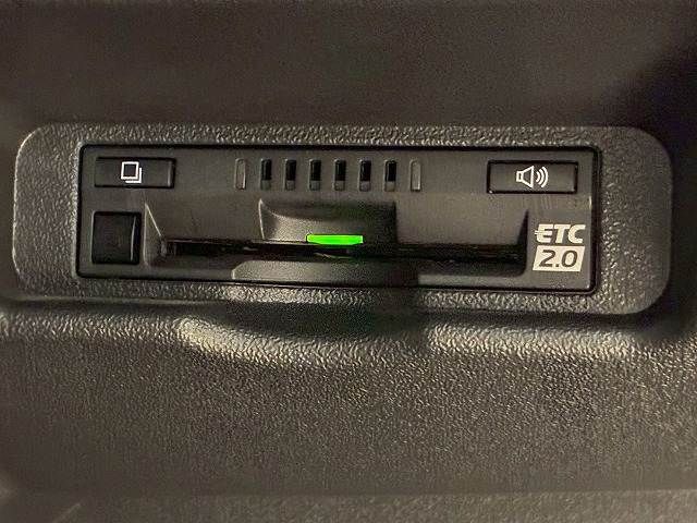 TOYOTA HIACE VAN 2WD 2022 Image 31