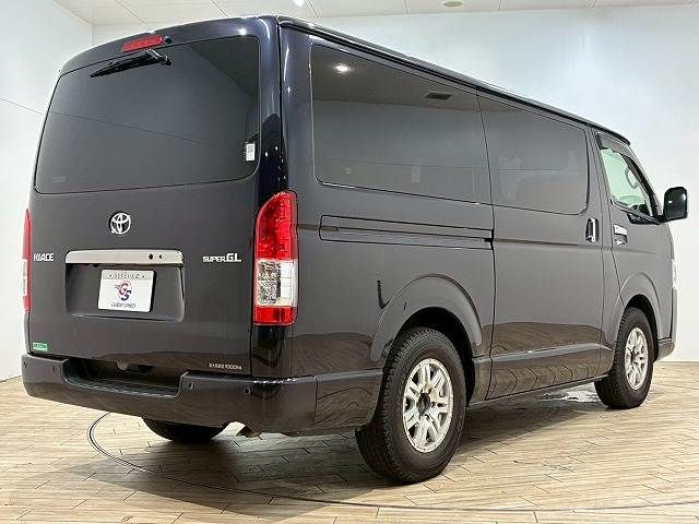 TOYOTA HIACE VAN 2WD 2022 Image 31