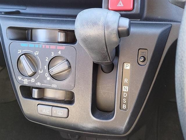 DAIHATSU MIRA E:S 2020 Image 31