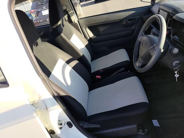 DAIHATSU MIRA E:S 2020 Image 31