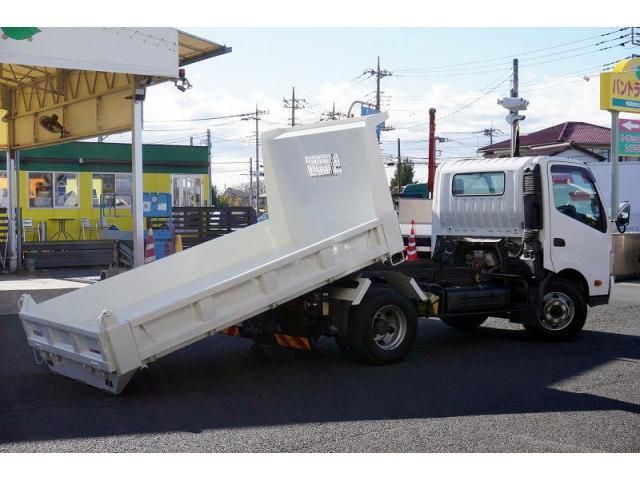 HINO DUTRO 2012 Image 31