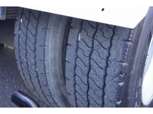 HINO DUTRO 2012 Image 31