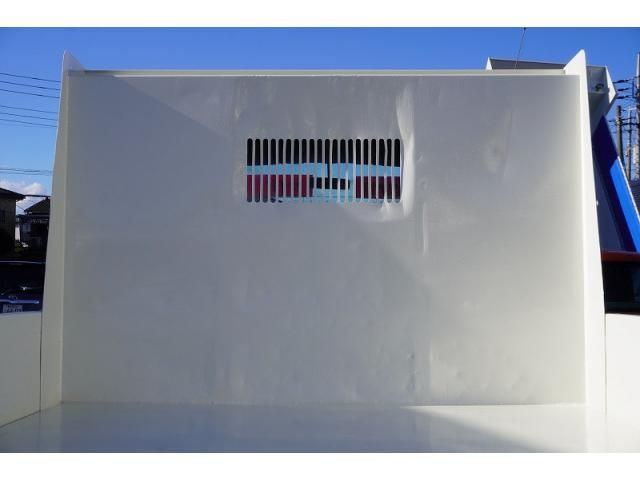 HINO DUTRO 2012 Image 31