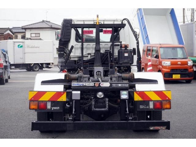 MITSUBISHI FUSOU FIGHTER 2016 Image 31