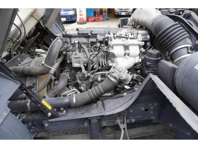 MITSUBISHI FUSOU FIGHTER 2016 Image 31