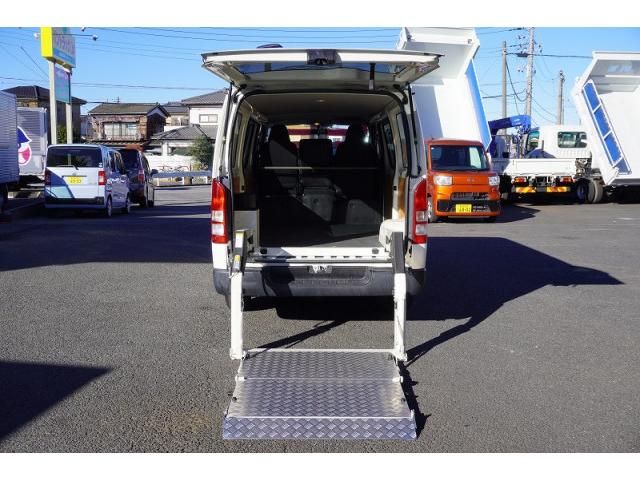 TOYOTA HIACE VAN 2WD 2018 Image 31