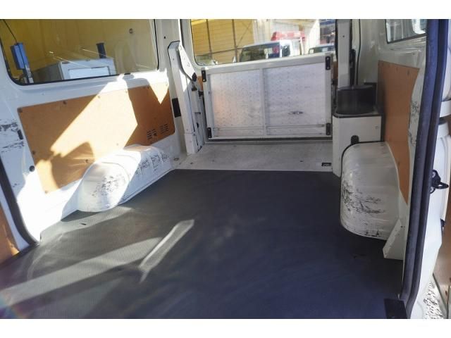 TOYOTA HIACE VAN 2WD 2018 Image 31