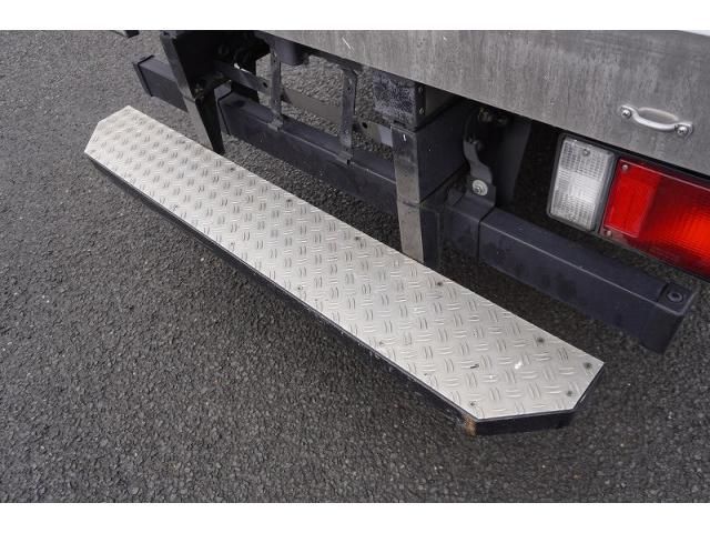 ISUZU ELF 2019 Image 31