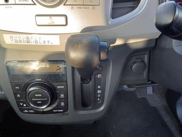 SUZUKI WAGON R 2016 Image 31