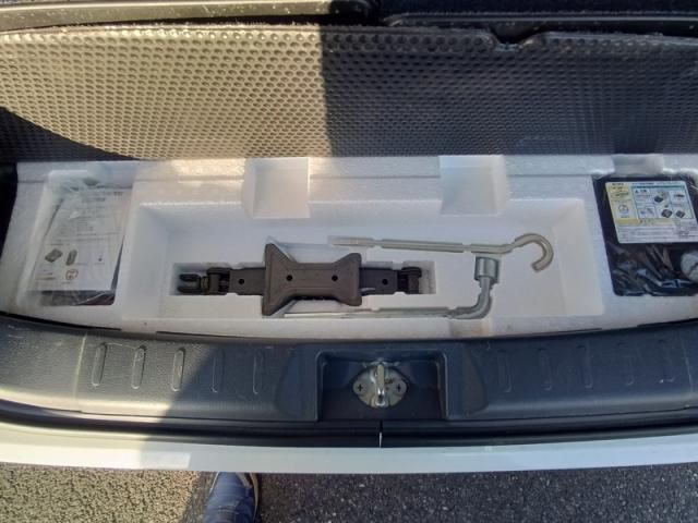 SUZUKI WAGON R 2016 Image 31