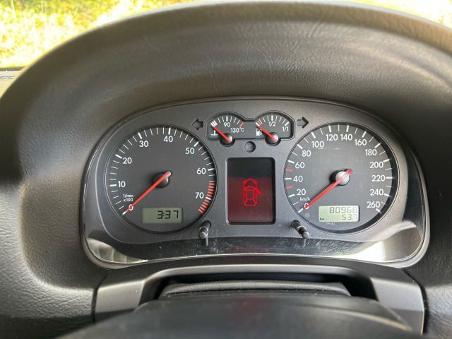 VOLKSWAGEN GOLF WAGO 2005 Image 31