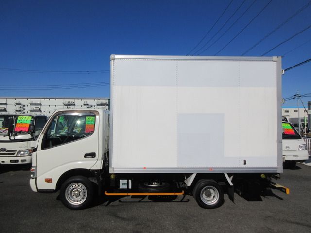 TOYOTA DYNA 2015 Image 31