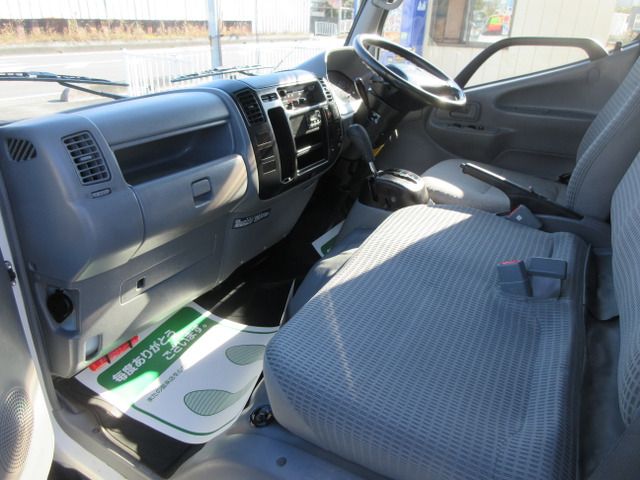 TOYOTA DYNA 2015 Image 31