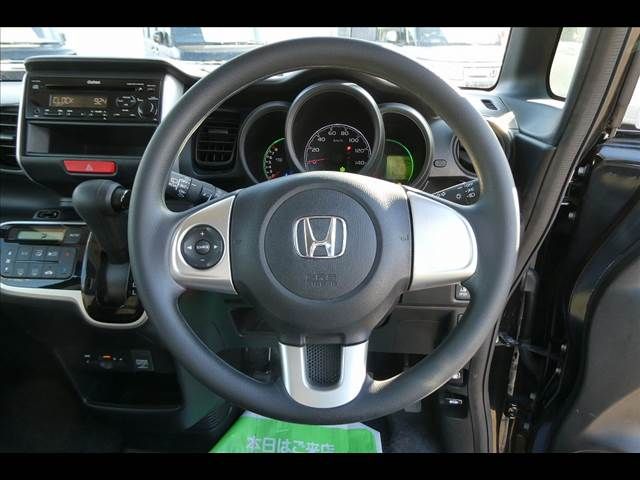 HONDA N BOX 2016 Image 31