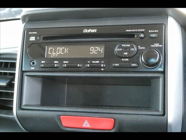 HONDA N BOX 2016 Image 31