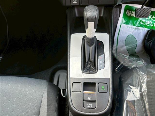 HONDA FIT E:HEV 2020 Image 31