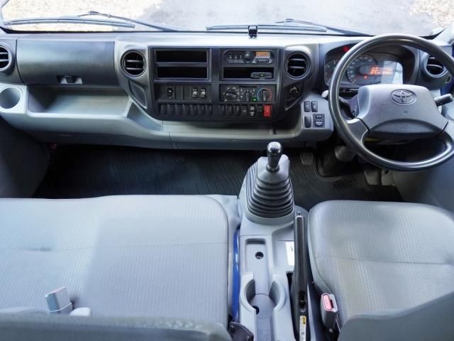 TOYOTA DYNA 2017 Image 31