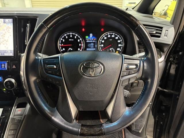 TOYOTA ALPHARD 2017 Image 31