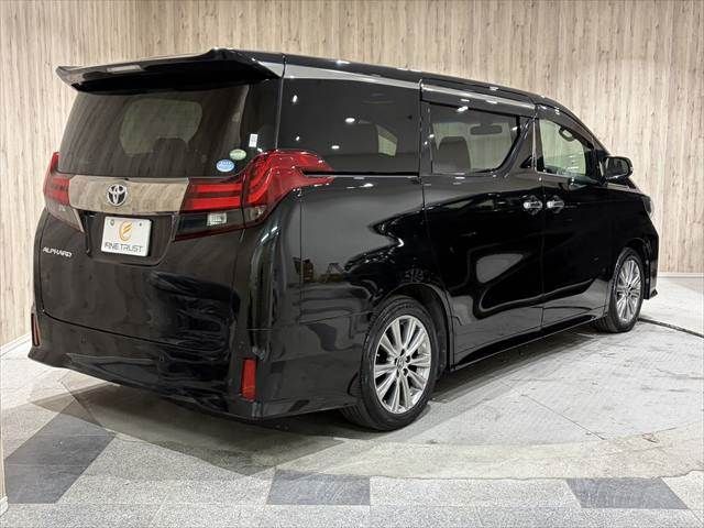 TOYOTA ALPHARD 2017 Image 31