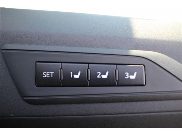 TOYOTA ALPHARD HYBRID 4WD 2020 Image 31