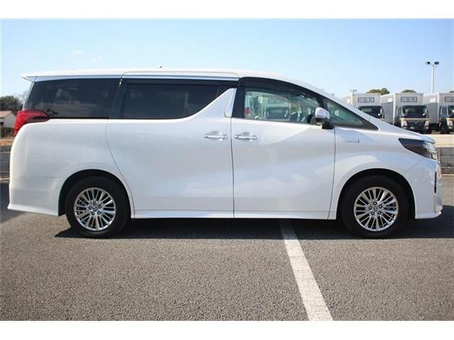 TOYOTA ALPHARD HYBRID 4WD 2020 Image 31