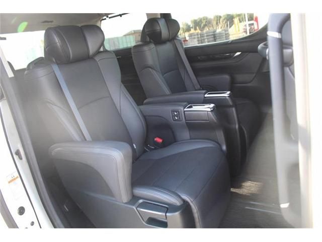 TOYOTA ALPHARD HYBRID 4WD 2020 Image 31