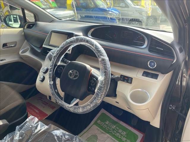 TOYOTA SIENTA HYBRID 2016 Image 31