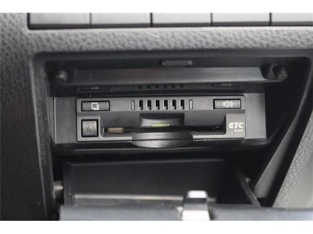 TOYOTA CAMRY HYBRID 2017 Image 31