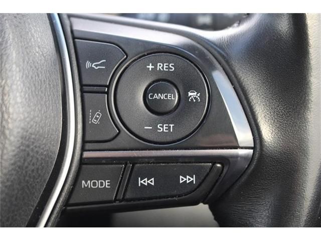 TOYOTA CAMRY HYBRID 2017 Image 31