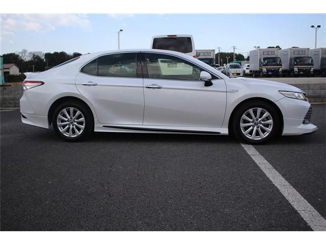 TOYOTA CAMRY HYBRID 2017 Image 31