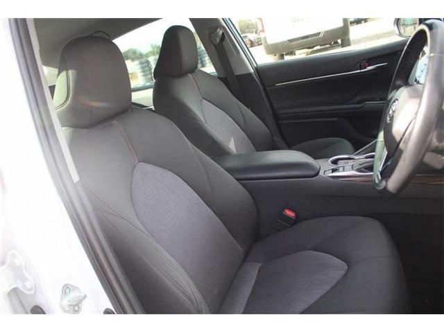 TOYOTA CAMRY HYBRID 2017 Image 31